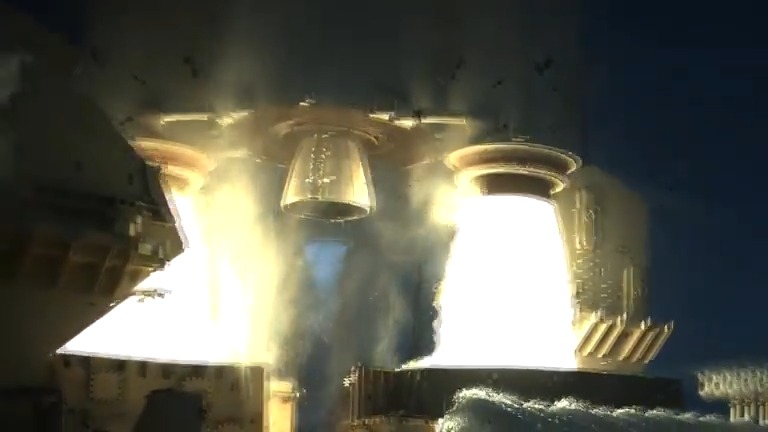 🤩 There's no sound, but we cannot get enough of this video – 11 minutes of high-definition rocket liftoff. 🚀 Relive the #Ariane6 launch in glorious slow-motion and in 4K from all camera angles – from the launch pad to the upper stage in flight.