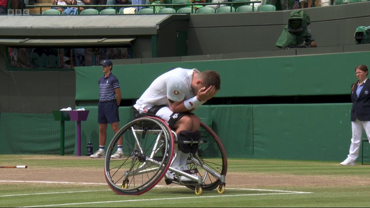 What a moment for Alfie Hewett ❤️ #BBCTennis #Wimbledon