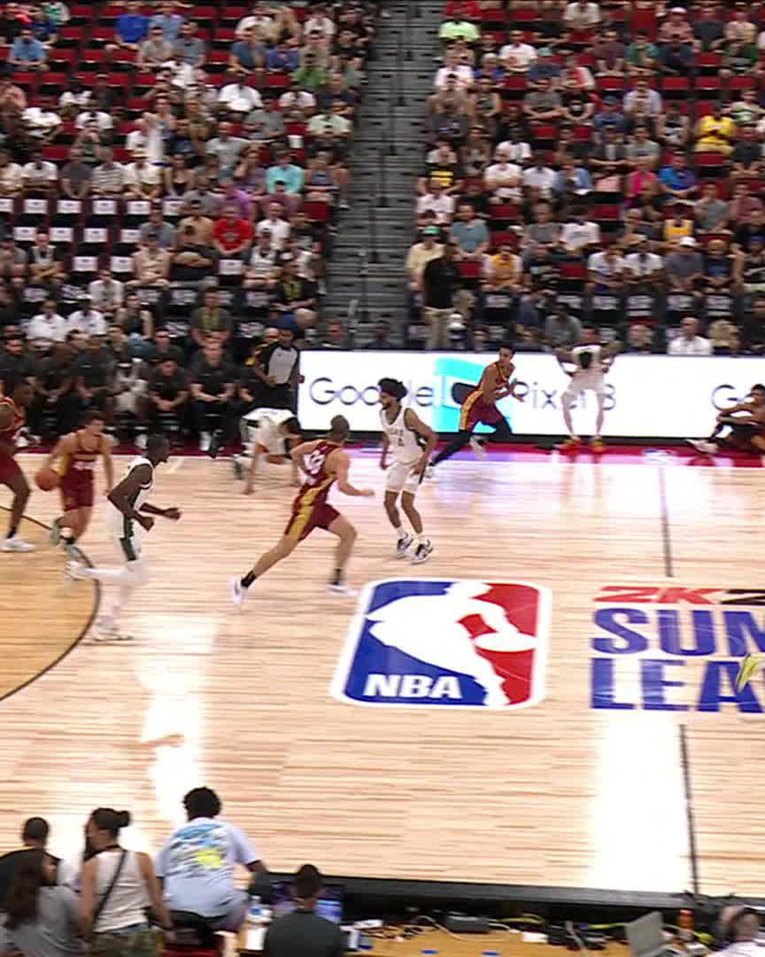 UNREAL. Zhaire did that. 🤯 #LetEmKnow