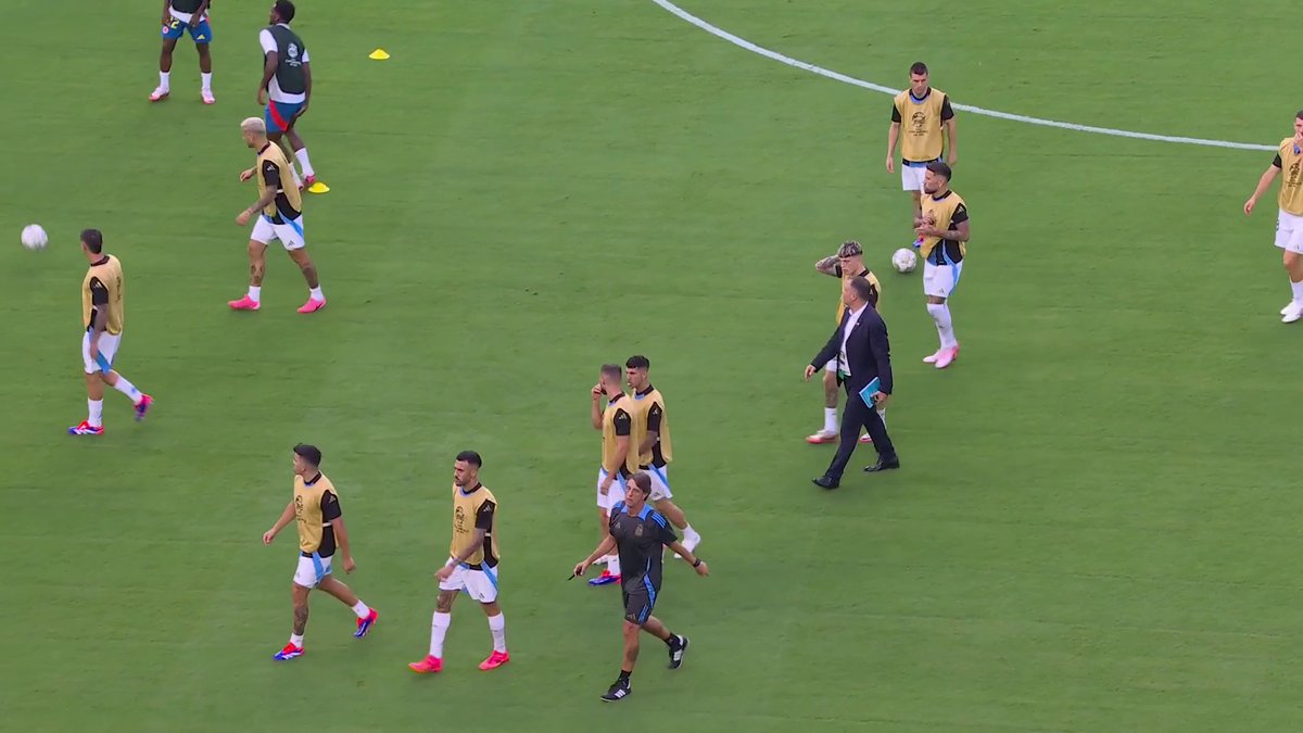 Kickoff of the Copa América Final between Colombia and Argentina has been delayed due to fans rushing the gates at Hard Rock Stadium