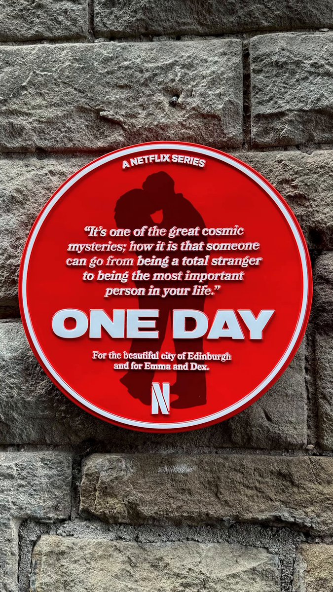 For the beautiful city of Edinburgh and for Emma and Dex 💛 #OneDayNetflix