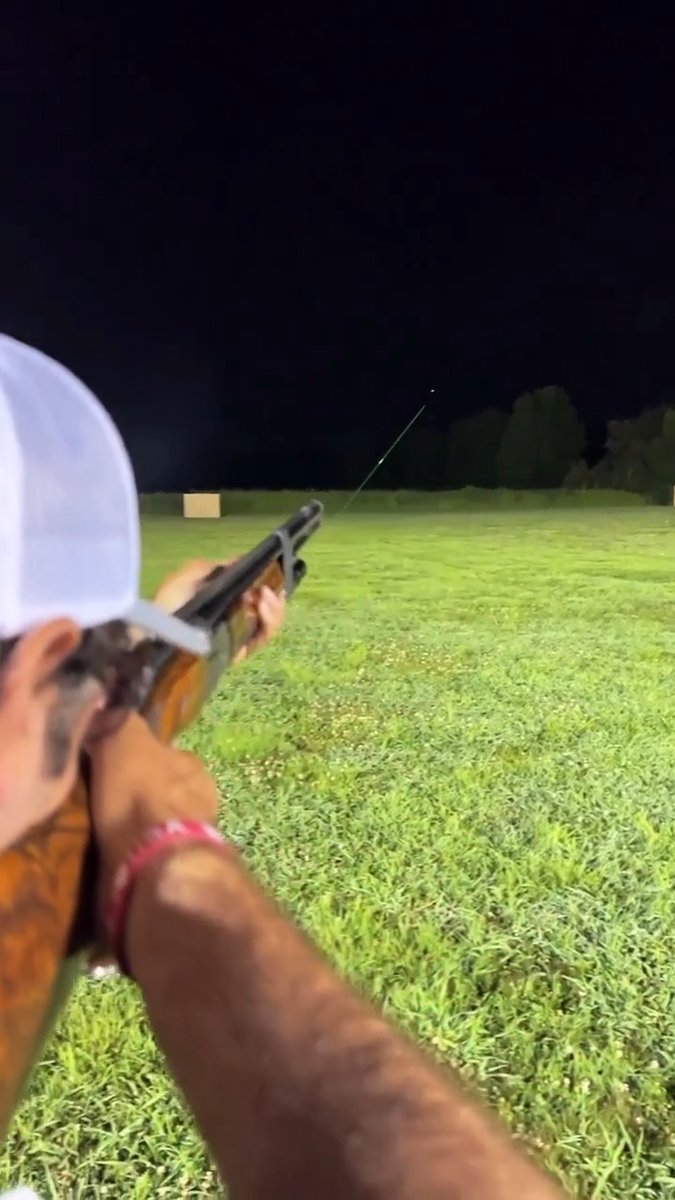クレー射撃のリード量が分かる映像