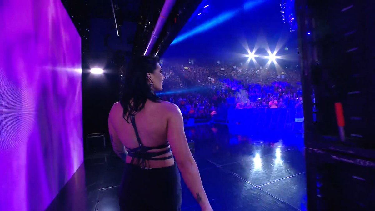 MAMI kicks off #WWERaw right now! 👀
