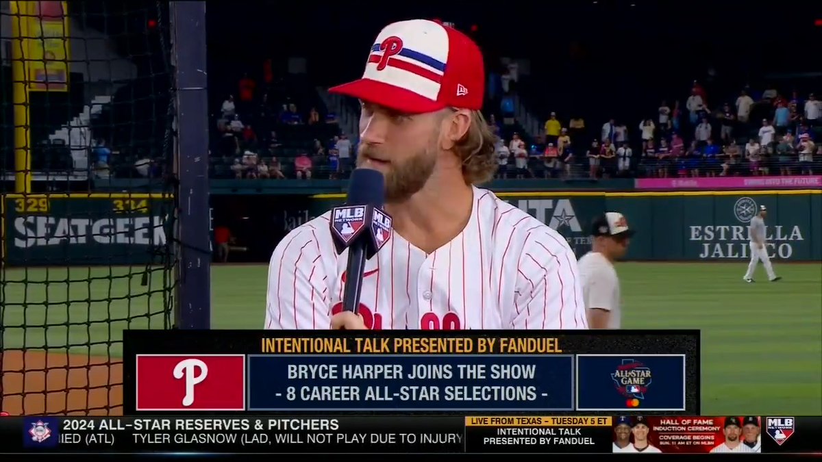 How can you not love this team even more, especially Bryce Harper after conversations like this 🥹🥹 But now we know who is picking up the dinner tab 👀