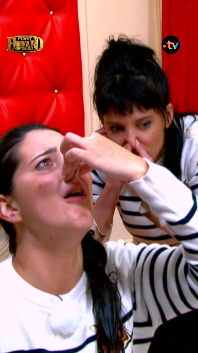 Bienvenue Chez William Erika Moulet et Manon Théodet, le restaurant gastronomique de #FortBoyard 🐯 Que vos papilles se régalent ! Savourez chaque bouchée ! Faites-vous plaisir hé hé hé 😆🍽🐟 Willy Rovelli (Pastille bleue) Rdv ce jeudi à 21h10 sur France 2 ou France tv avec Olivier MINNE 📺🍿