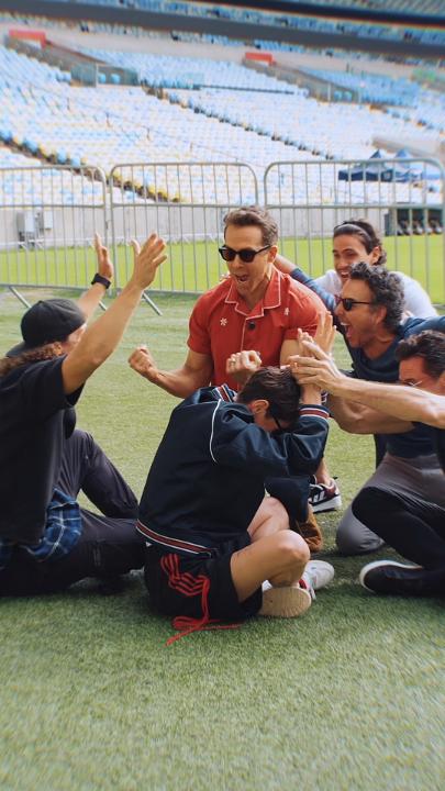 O vídeo de David Luiz e Pedro, do Flamengo, com os atores de Deadpool e Wolverine. 🎥 MarvelBR