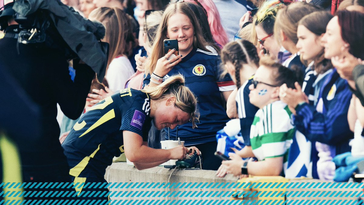 Special moments with special fans 😍 #SWNT | #SCOSRB