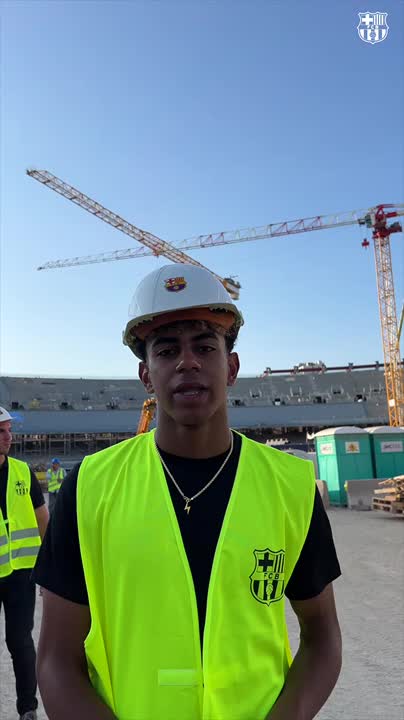 🏗 Lamine Yamal, Gavi, Pedri, and Flick show you around Spotify Camp Nou