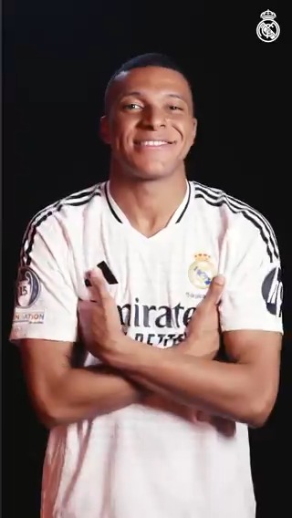 ¡Vuestro número 9️⃣, #Madridistas! #WelcomeMbappé