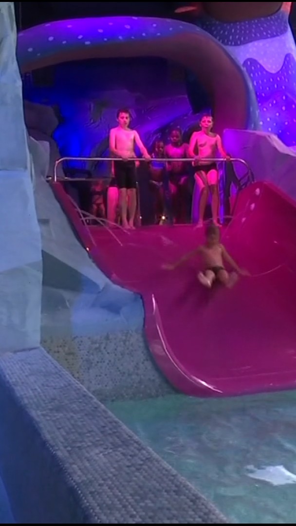 Toboggans géants, cinéma dans l'eau... ➡Le Futuroscope dévoile son parc aquatique de 6.000 m²