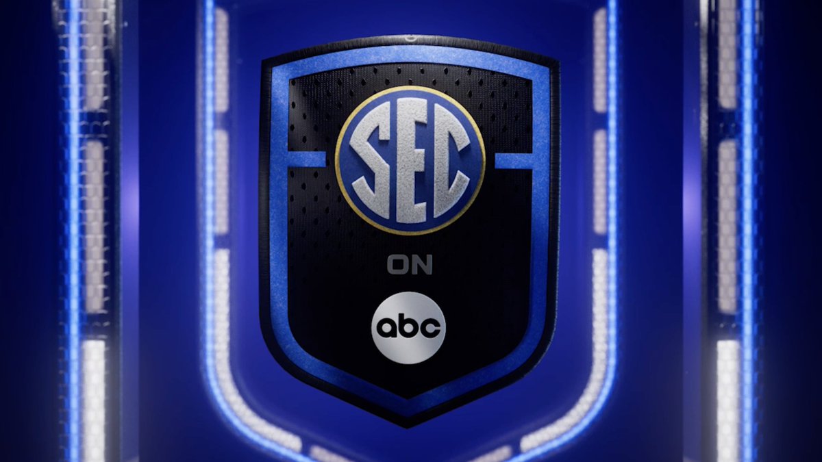 As #SECMD24 wraps up in Dallas, check out a preview of the new Southeastern Conference on ABC graphics package from ESPN's Creative Studio team 🏈🔥 #SEConABC debuts Saturday, Aug. 31