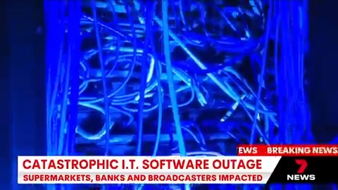 BREAKING: A catastrophic software failure is taking systems down across Adelaide and around the world. It is understood it is impacting all computers running on Microsoft software including supermarkets and banks. #7NEWS