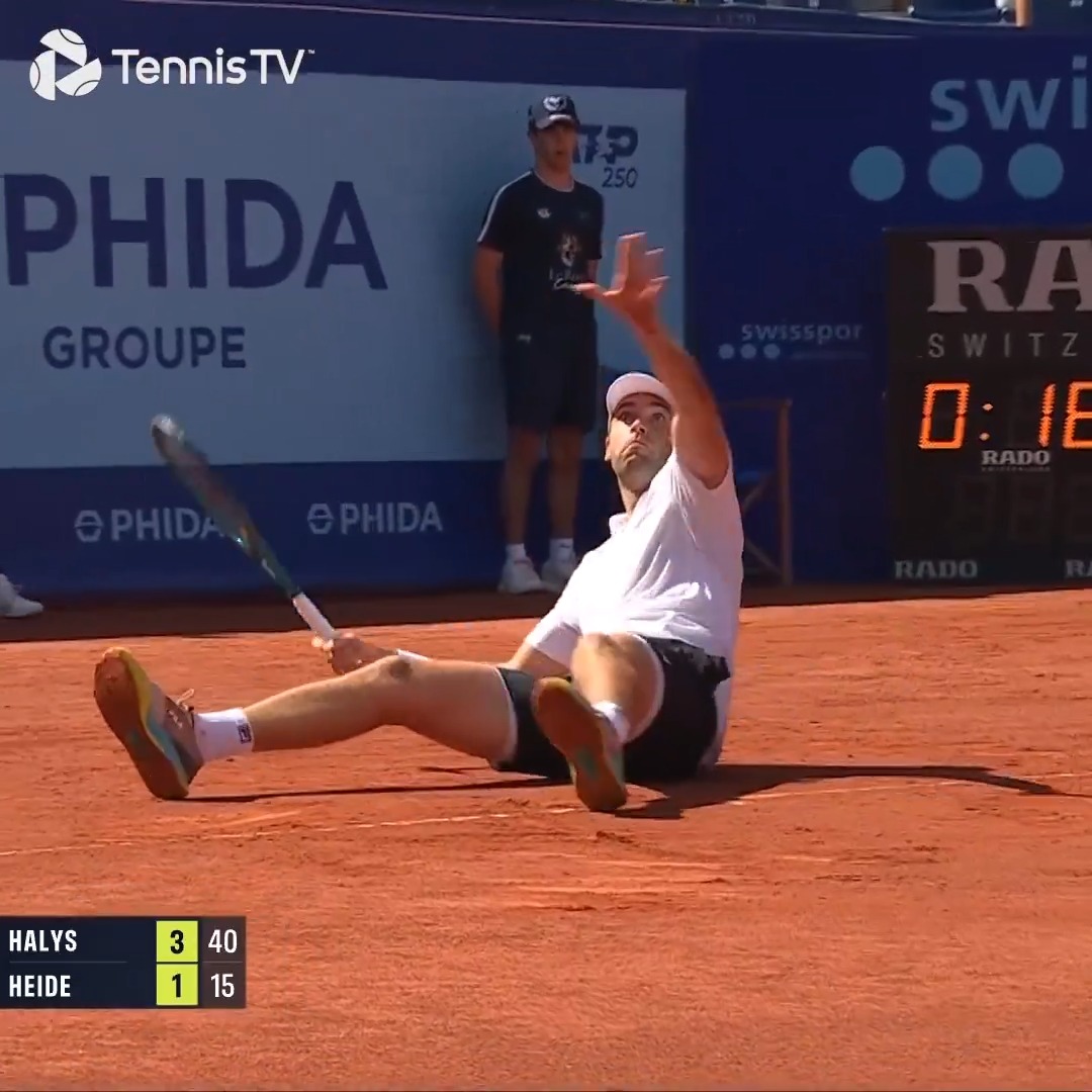 Might be the best tennis shot you’ll ever see in your life