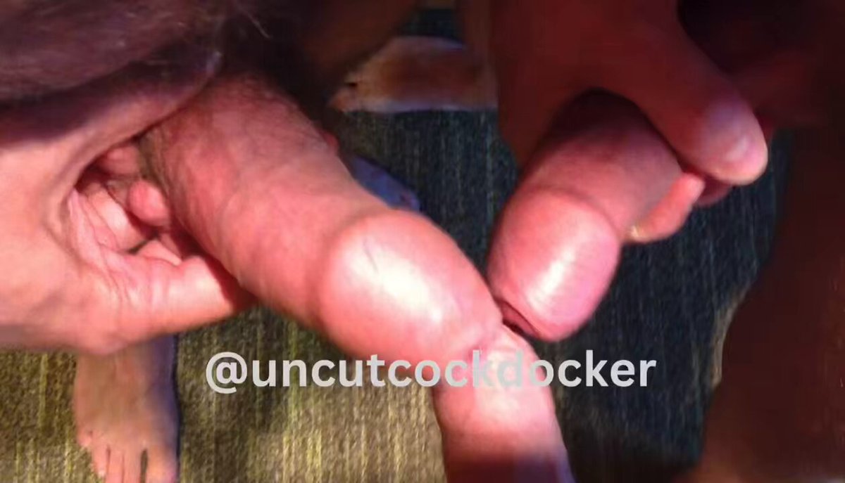 Happy Foreskin Friday, everyone! Here’s a tip (or three): spend it with some batebuds! 😝 #uncut #foreskin #uncutcock #intactpenis #gaycock #frottage #frot #circlejerk #cockfight #wank #gaysex #batebuds #batebuddies #teamuncut #foreskinfriday