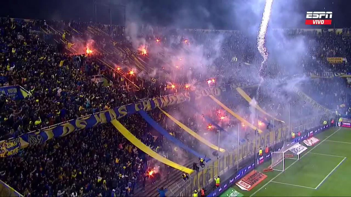 ¡ARROYITO SIEMPRE ES UNA FIESTA! Rosario Central vuelve a jugar por la #LigaProfesional con el estadio llego ante Sarmiento. 📺 #ESPN