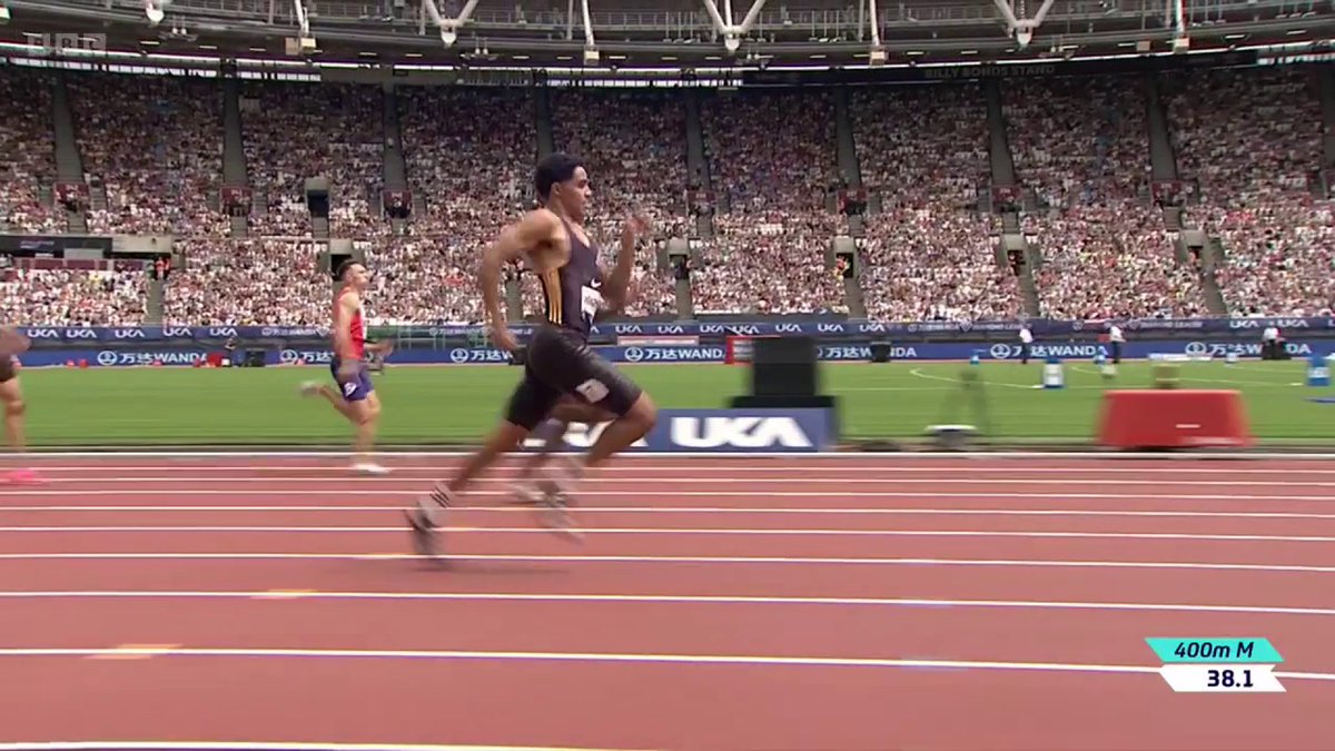 What a finish from Sam Reardon in the men's 400m! 🔥 #BBCAthletics #LondonDL