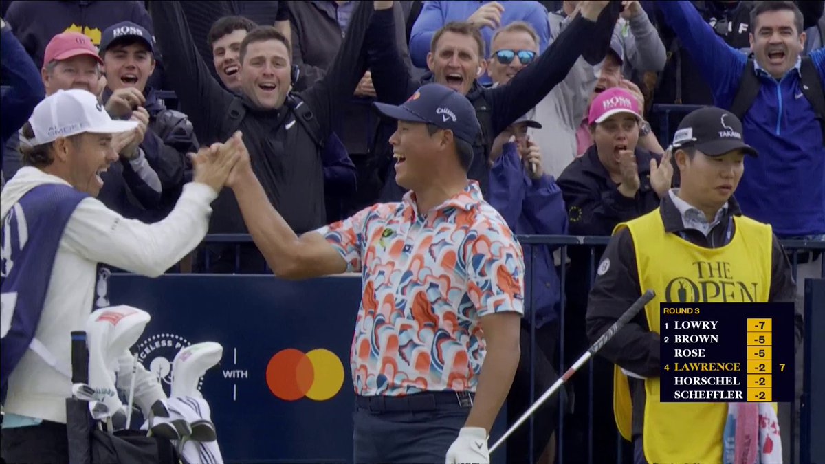 🚨HOLE-IN-ONE🚨 What a shot from Si Woo Kim on the 17th hole 🔥