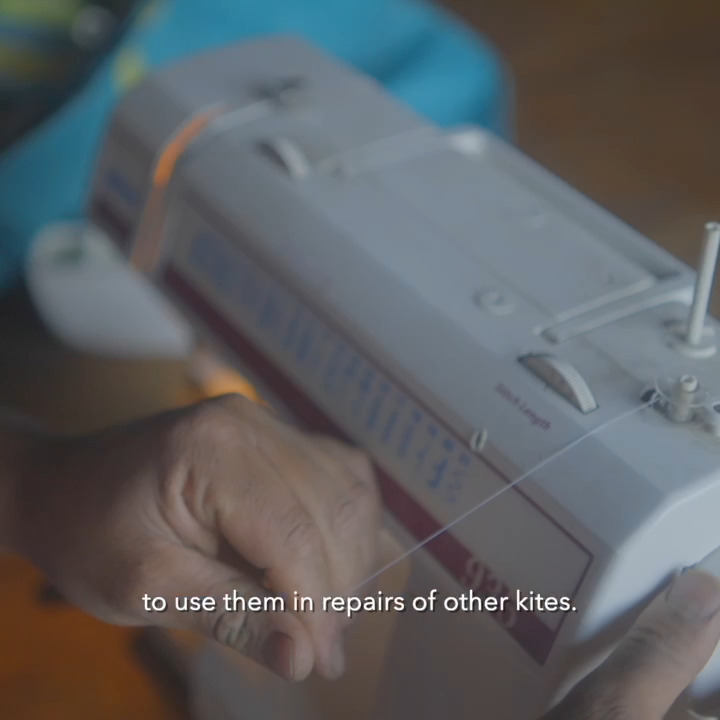 "Every kite tells a story. They're experiences that have navigated different waters. You don't want to let a kite die. You repair it and keep using it." —Pablo Berríos Watch his story at