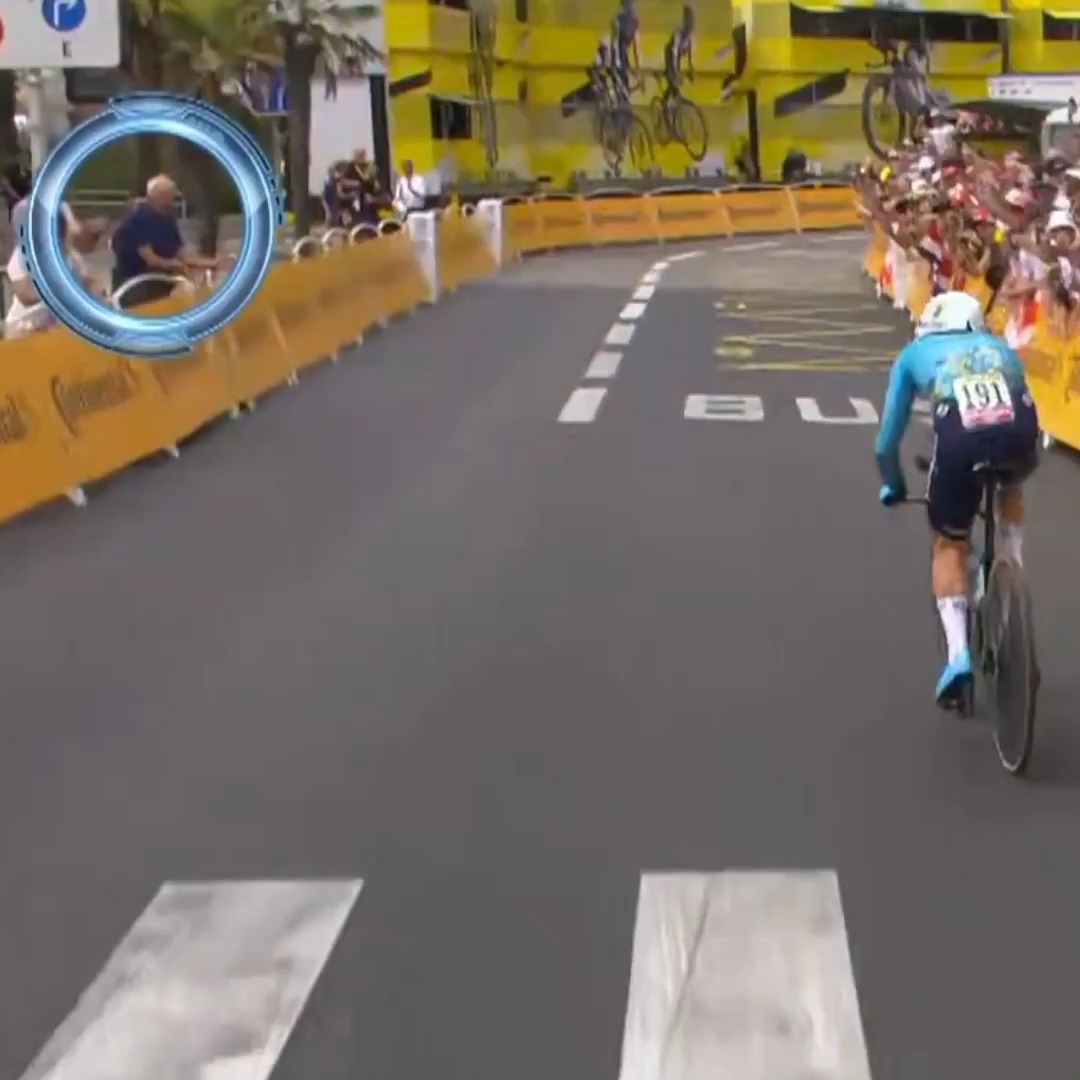 For the first time in his 52 years commentating the Tour de France, Phil Liggett left the booth in the middle of the race. #TDF2024 To cheer on Mark Cavendish at the finish after commentating on all 35 of his stage wins. Phil Liggett Mark Cavendish