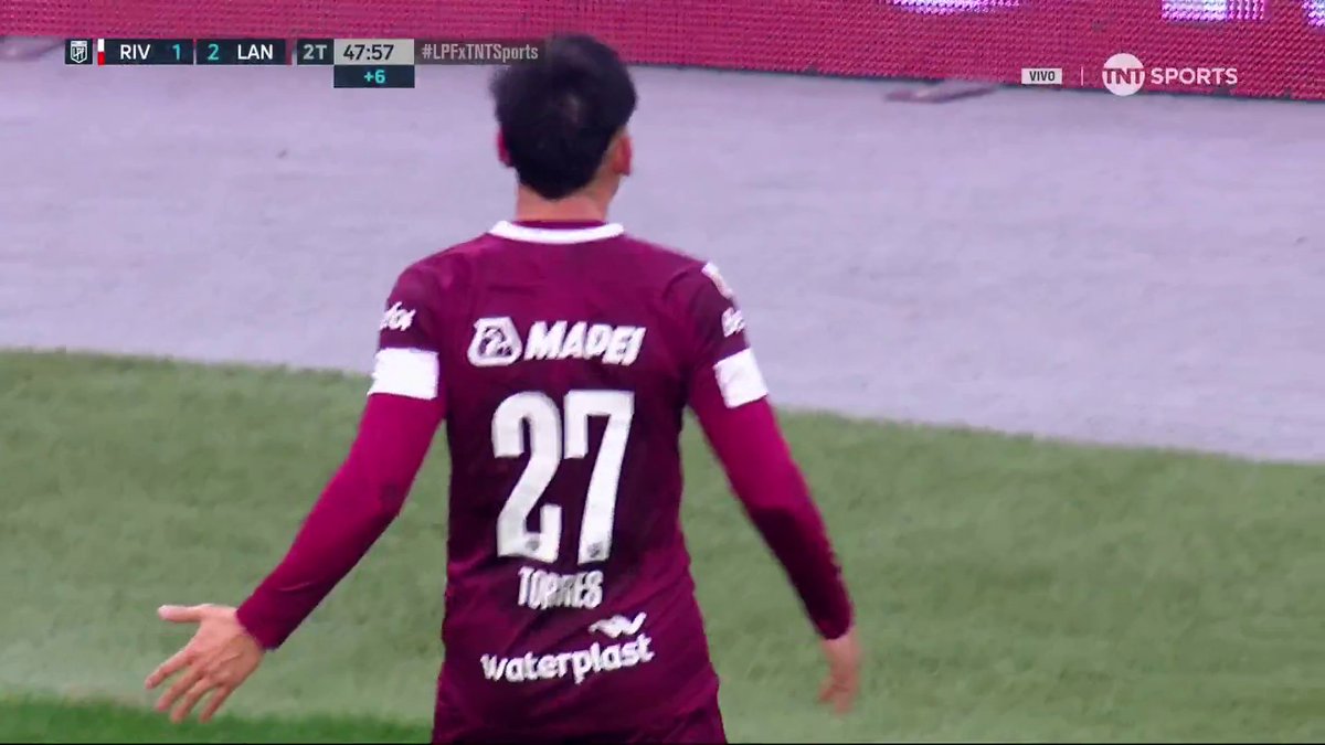 Doble error de Federico Gattoni y gol de Lanús para el 2-1 parcial ante River.