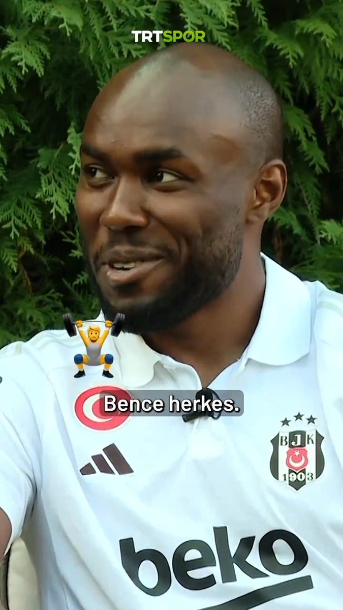 Al-Musrati'nin takımdaki en'leri: 🏋️♂️ En çalışkan: Paulista 🍔 En fazla yemek yiyen: Muleka 🗣️ En konuşkan: Gedson 🕴️ En şık: Rashica 😂 En komik: Onur 🤓 En disiplinli: Necip