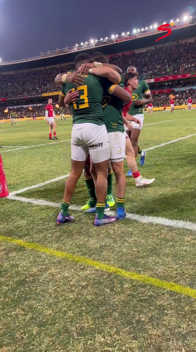▪️ Kurt-Lee Arendse ▪️ Lukhanyo Am ▪️ Makazole Mapimpi ▪️ Quan Horn Up close and personal for a pitch-side view of the Springbok tries this weekend 🤳🇿🇦