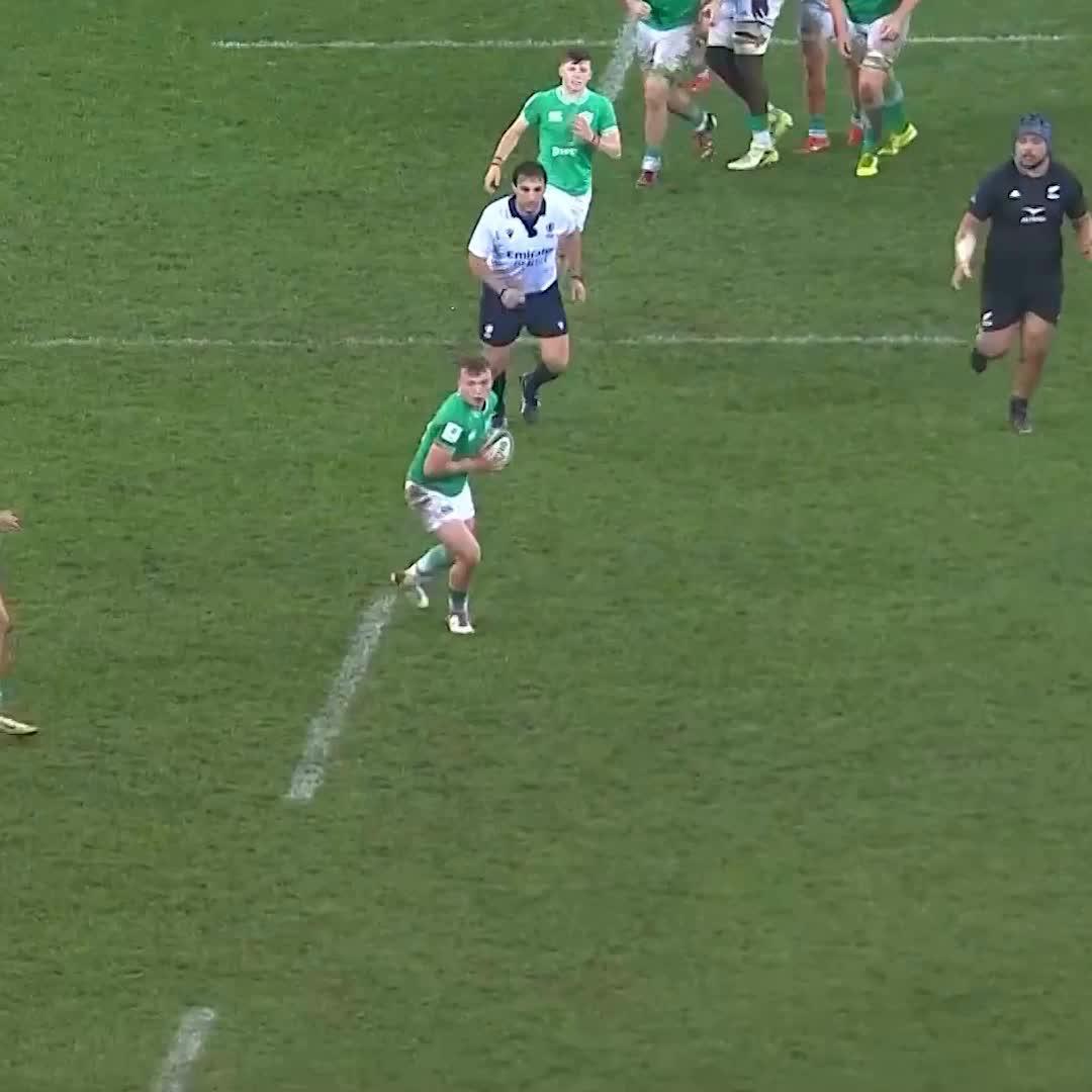 From the halfway line, Ireland did this 👇🤯 #WorldRugbyU20s | #IREvNZL