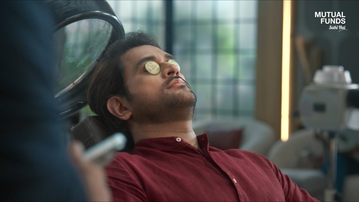 Agar aapko Mahendra Singh Dhoni bhai ki tarah karna hai relax, toh apne Mutual Fund ke website ya pe jaao aur apna KYC status check karo. Mutual Fund KYC check karna, aasaan hai. Check your status now: #MutualFundsSahiHai #KYC