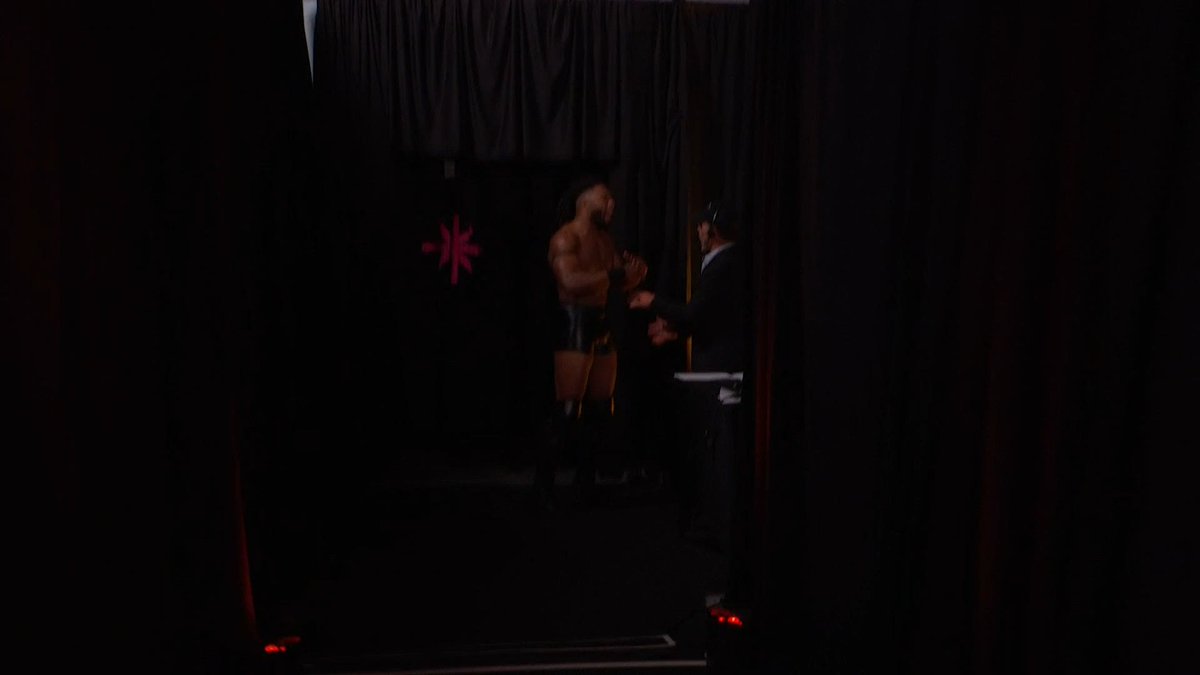 .Shawn Michaels is having quite the night 😅 #WWENXT