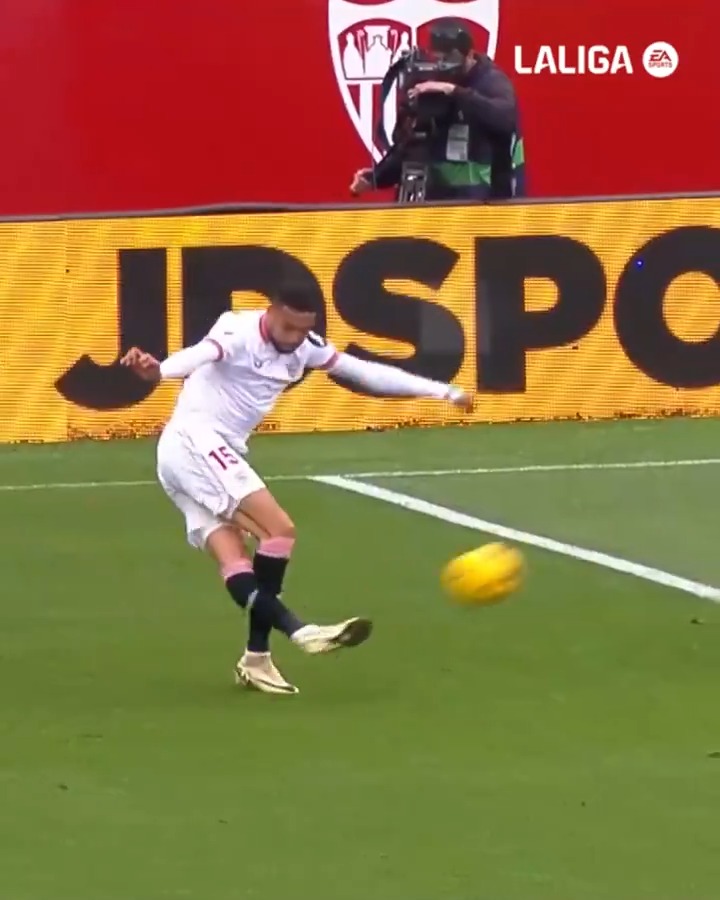 Türkiye'de artık Rabona yapabilen biri daha var. 👀