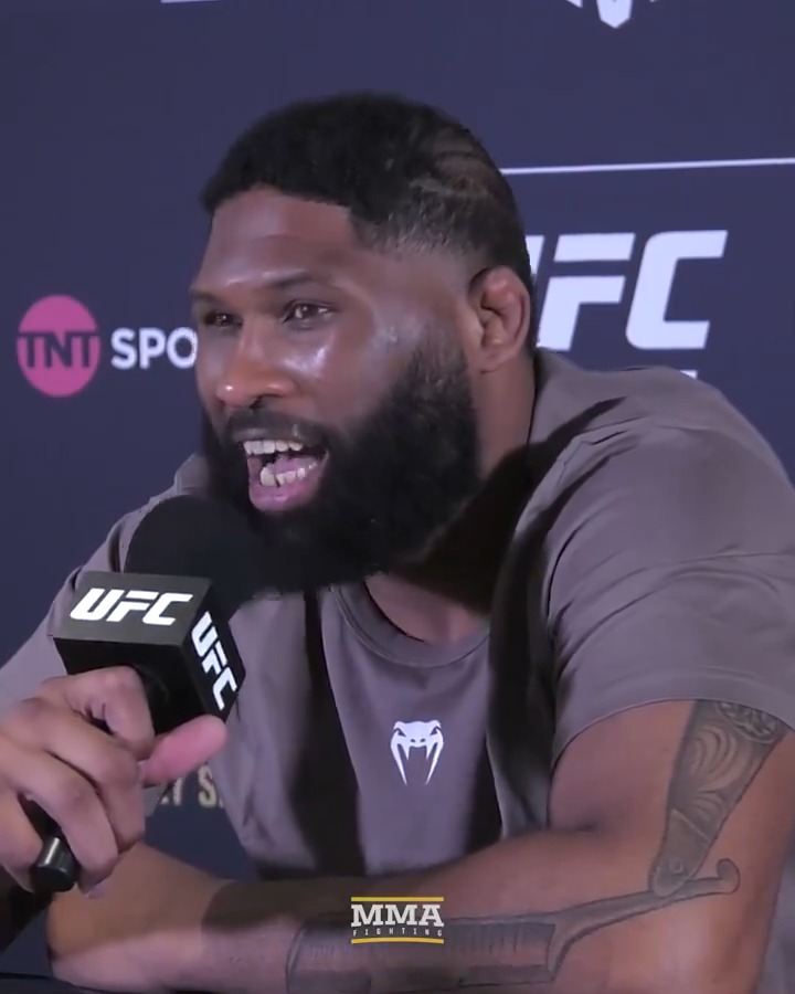 "I would f*ck up Alex Pereira." Curtis Blaydes calls Pereira's potential move to heavyweight a "bad idea" 😳 #UFC304