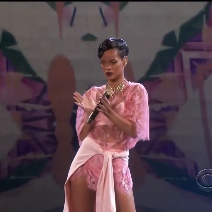 Rihanna gagging everyone at the Victoria's Secret Fashion Show with her catwalk and effortless beauty