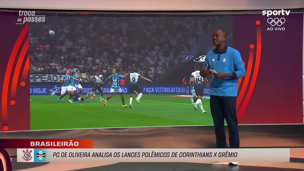 PC de Oliveira analisou o lance que foi assinado penalidade para o Corinthians contra o Grêmio. Em sua revisão, não seria pênalti.