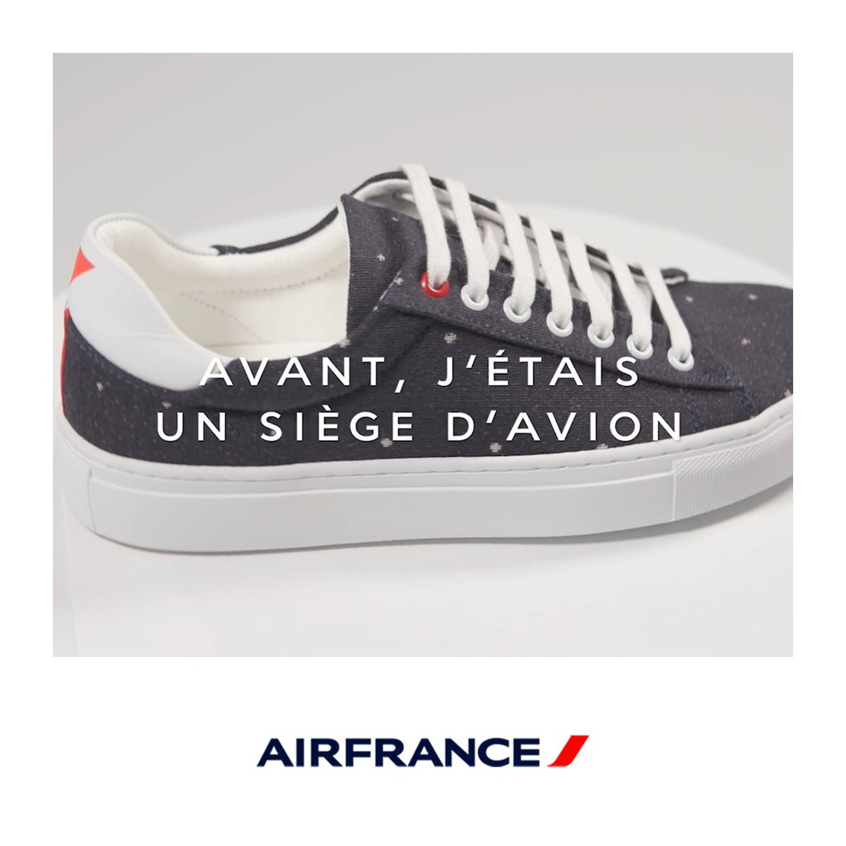 Ces baskets en édition limitée aux couleurs d’#AirFrance ont été produites à partir de tissus neufs prévus initialement pour les sièges de nos A380. À retrouver au showroom Air France au Palais de Tokyo jusqu'au 11/08 !