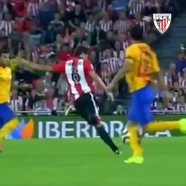 Y los amantes del fútbol jamás olvidarán este golazo de Don Mikel San José en una final de Supercopa de España ante el Barcelona. Una obra de arte 🎨
