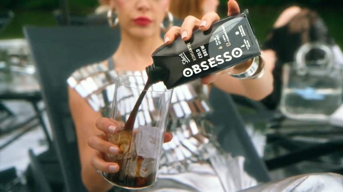 Soğuk demleme kahve için beklemek mi? OBSESSO Shot Konsantreyle saniyeler içinde hazır. Üstelik tam da keyfine göre🖤 #ozamanobsesso