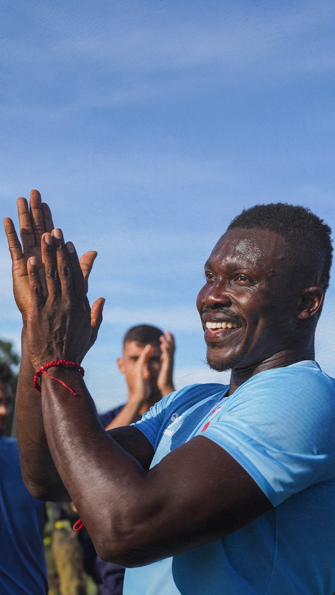 La emoción de un luchador. La emoción de un deportista ejemplar. La emoción de todo un equipo. Joseph Aidoo en su regreso a los terrenos de juego. 𝗧𝗘 𝗤𝗨𝗘𝗥𝗘𝗠𝗢𝗦, 𝗣𝗘𝗣𝗜𝗡̃𝗢 🩵🇬🇭