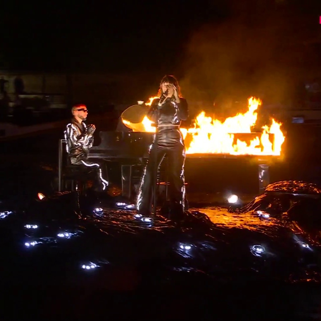 "Imagine" repris par Juliette Armanet et Sofiane Pamart, c’est BEAU ! ✨ #Paris2024 #ceremoniedouverture
