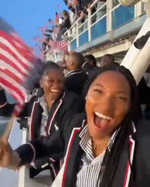 THIS IS WHAT WE WANTED TO SEE ON TV 🤩🤩🤩 #TEAMUSA🇺🇸 #OpeningCeremony #Olympics
