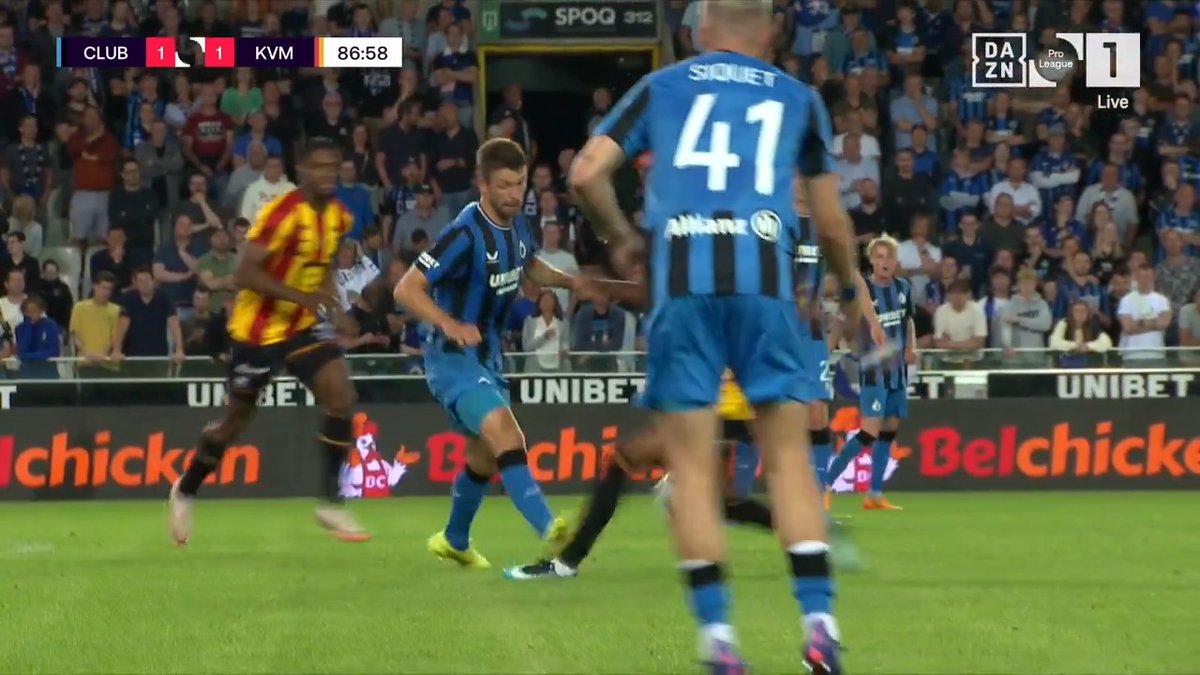 🧐 | Had Brandon Mechele hier rood verdiend? 🖥️ #CLUKVM