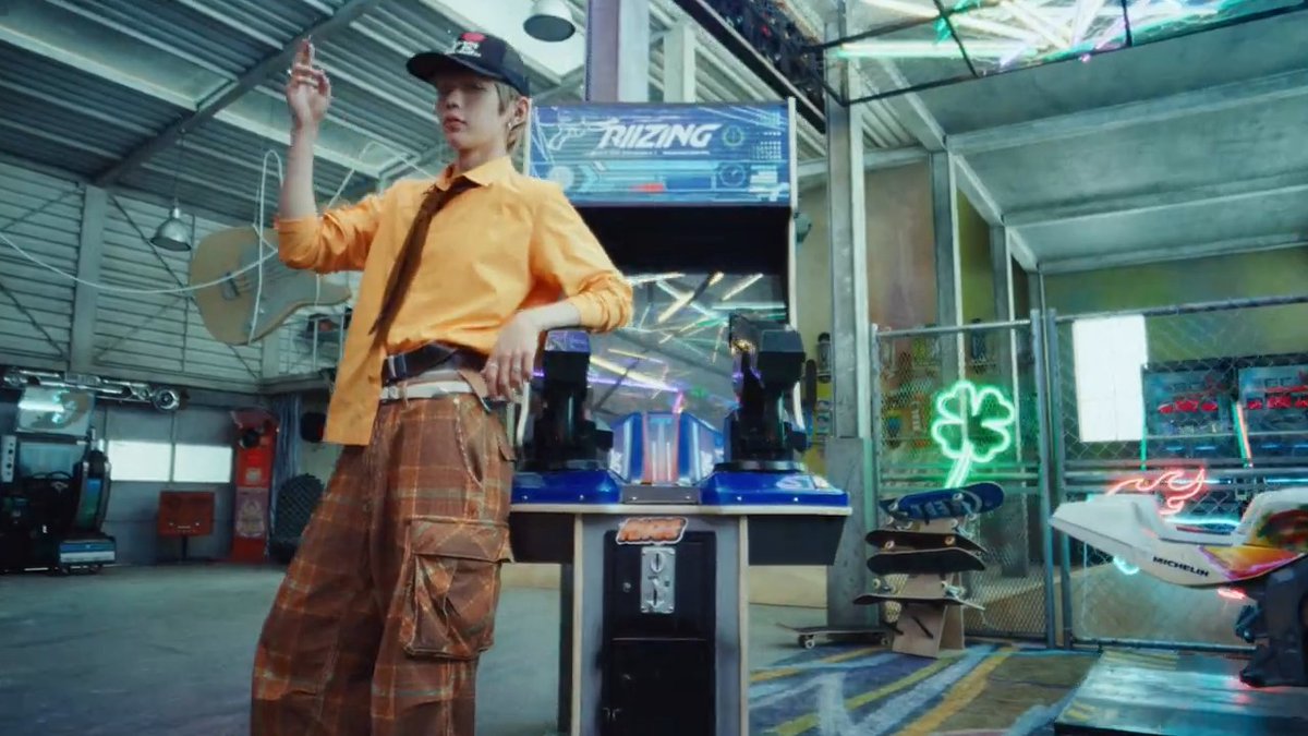 RIIZE 'Lucky' MV Teaser RIIZE 【Lucky - The 1st Japan Single】 🎧 Digital Release ➫ 2024.07.29 💿 Single Release ➫ 2024.09.05 #RIIZE #라이즈 #RISEandREALIZE #Lucky #RIIZE_Lucky