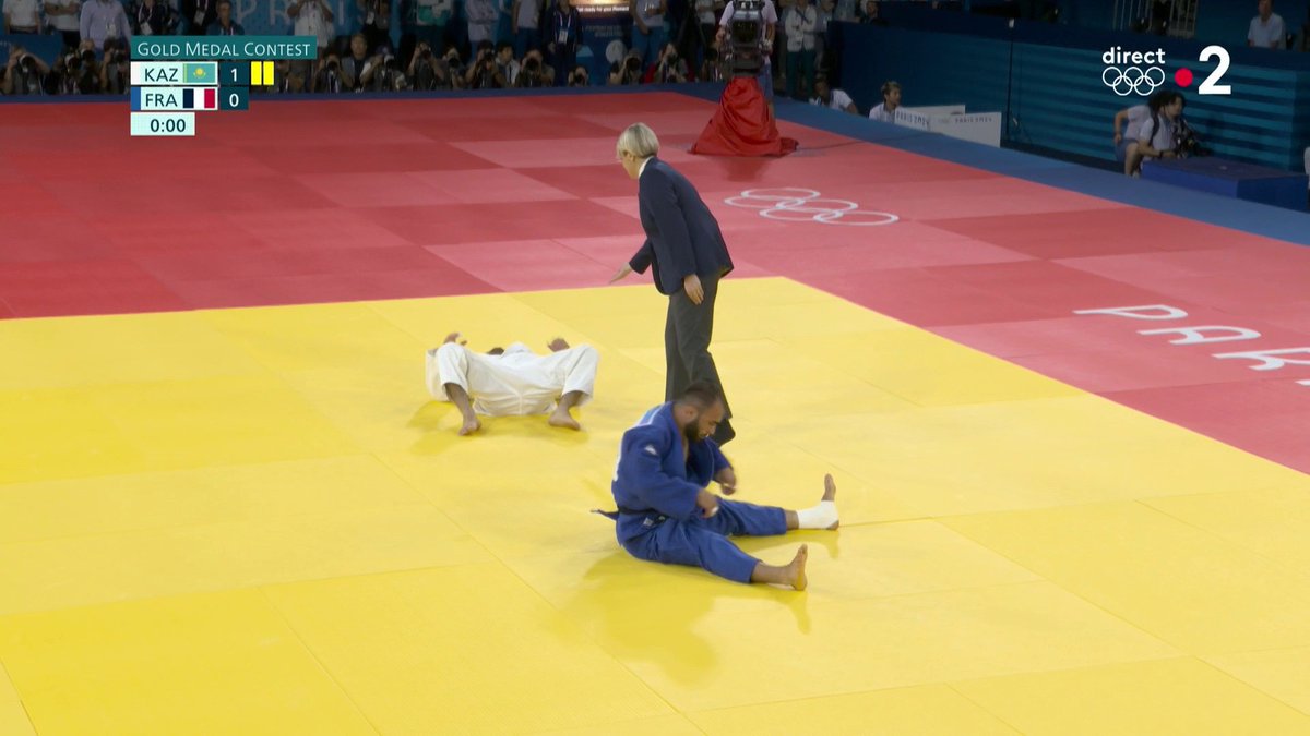 🥈🇫🇷 ALERTE INFO - Le judoka français Luka Mkheidze décroche la médaille d’argent en -60 kg. 2 médailles olympiques (🥈🥉) au compteur pour la France. (France 2) #Paris2024