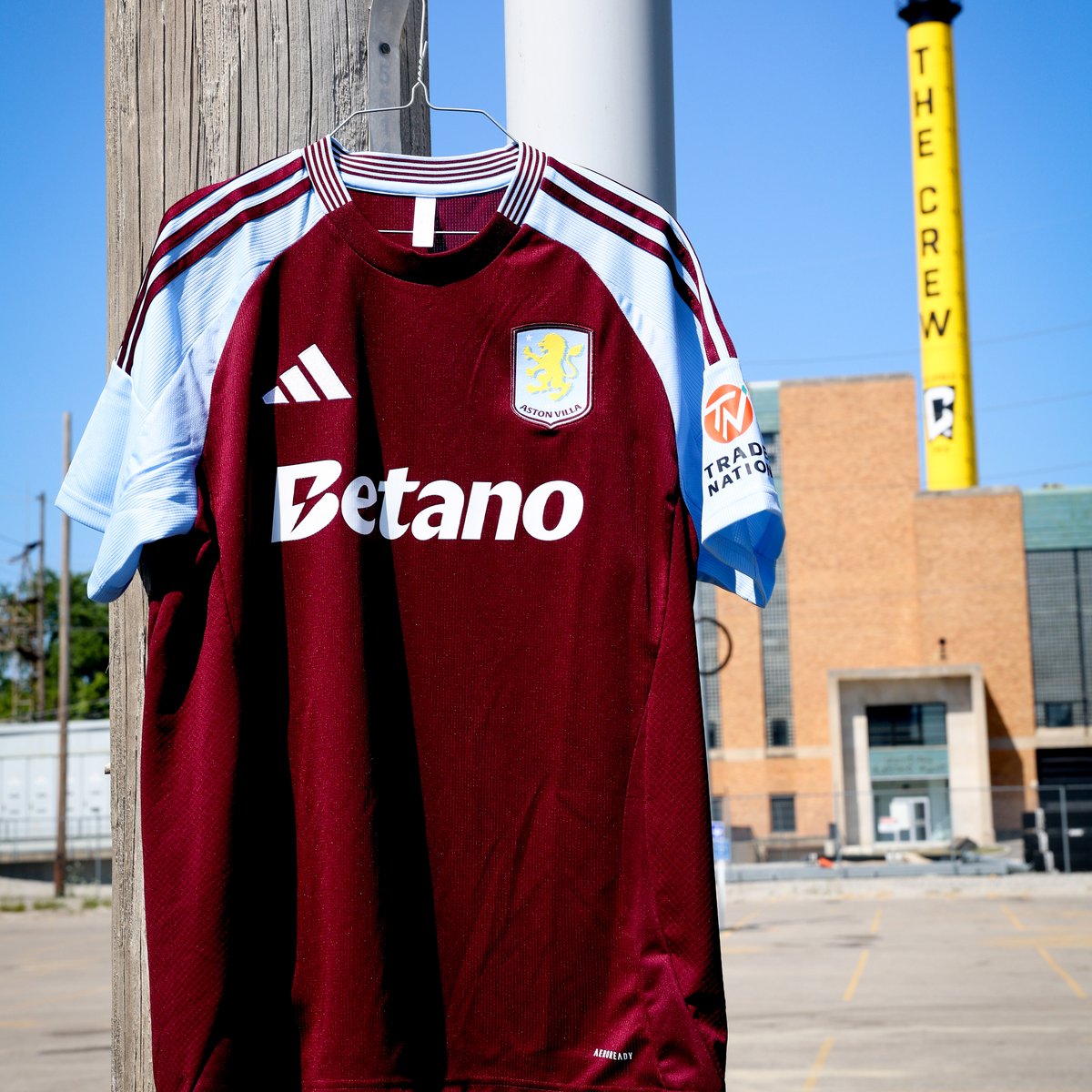 Almost showtime. 🔜 #VillaInTheUSA
