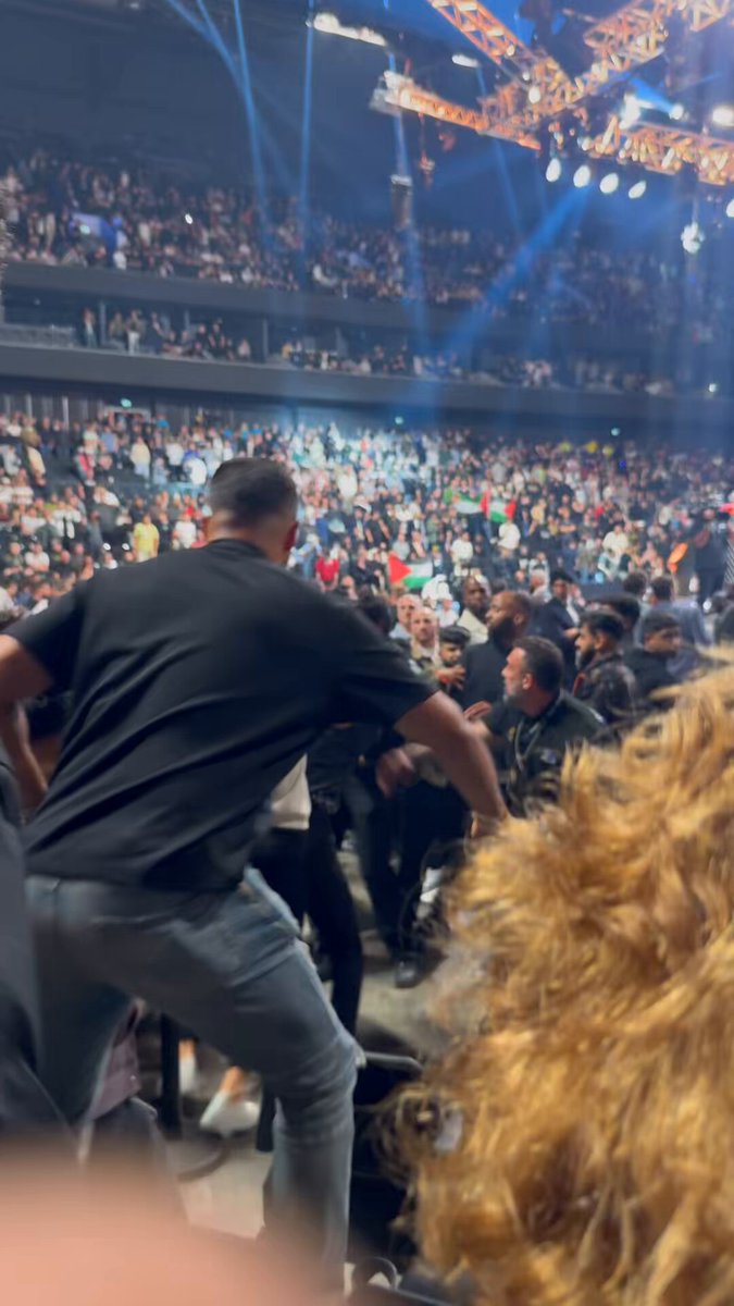 Crazy fight in the vip at #ufc304 The boys defending my name, thanks.