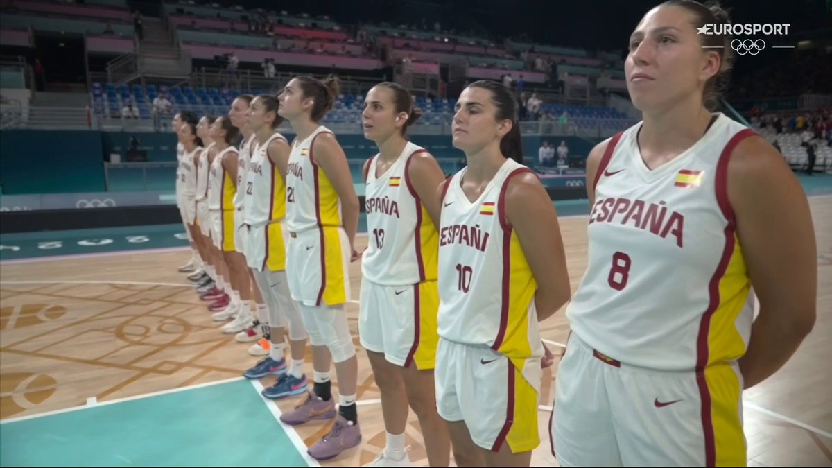 ¡VAYA REMONTADA DEL BALONCESTO ♀️! 🏀 España se impone a China 🇨🇳 por 90-89 tras forzar la prórroga en la última jugada y rematarlo en la prórroga. 📅 Serbia 🇷🇸 y Puerto Rico 🇵🇷, los próximos partidos de la fase de grupos.