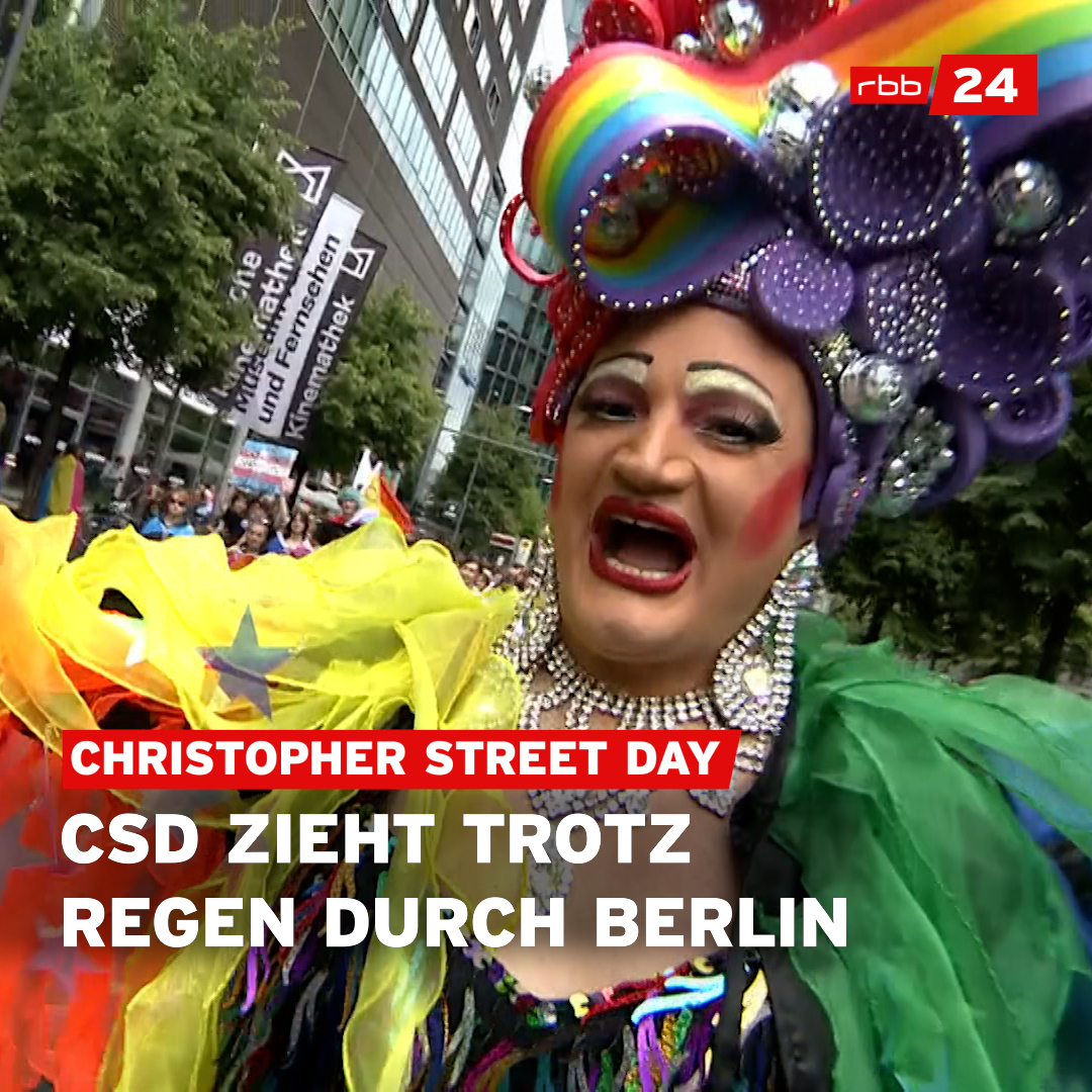 Der #CSDBerlin steht unter dem Motto "für Demokratie und Vielfalt". Wenn man sich das Video ansieht, sieht man aber nur Weißbrote. Wo ist denn die Vielfalt, für die dort eingestanden wird? Wo sind Schwarze, wo Araber, wo Muslime und Muslimas? #Berlin