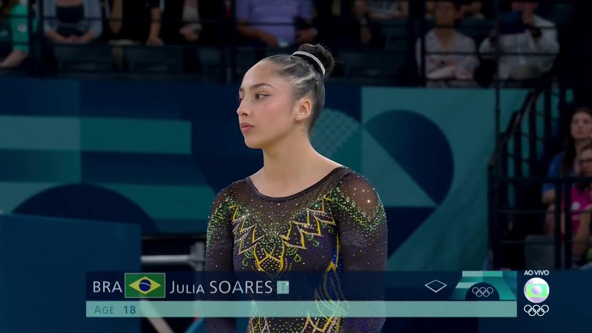 Apresentação completa de Julia Soares ao som de Raça Negra e Edith Piaf. Incrível. #Paris2024