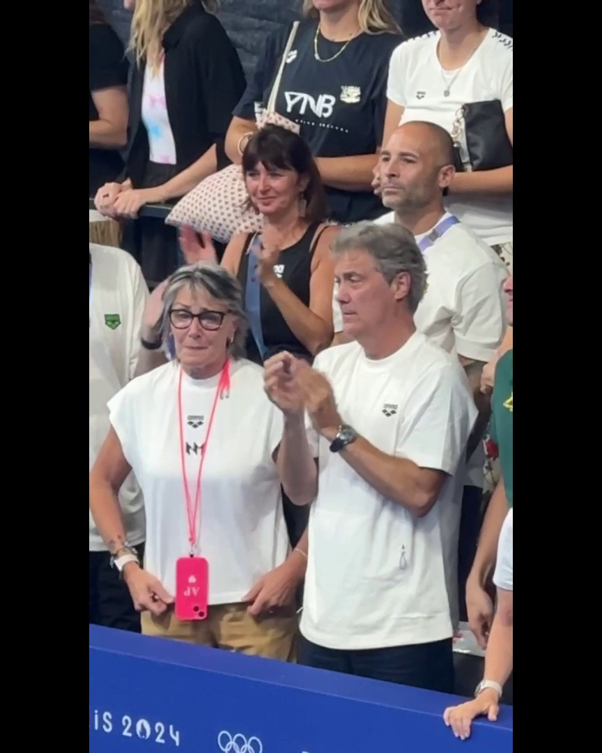 Quanti come i genitori di Nicolò? 🥹🥹🥹 #Paris2024 #Olympics #HomeOfTheOlympics #ItaliaTeam #Martinenghi