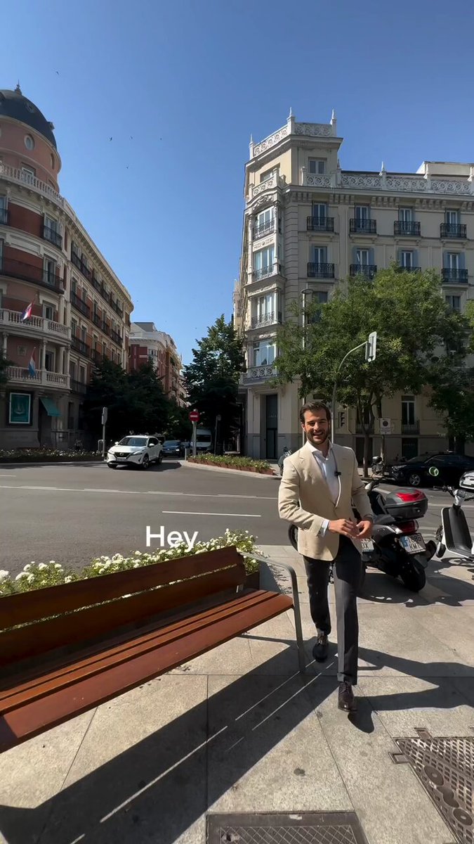 ¿Tu tía abuela gallega, la que hizo fortuna con la cocaína, te ha dejado un millón y medio de euros en herencia y no sabes qué hacer con ellos? Tengo dos opciones para ti: Claudio Coello o Park Avenue