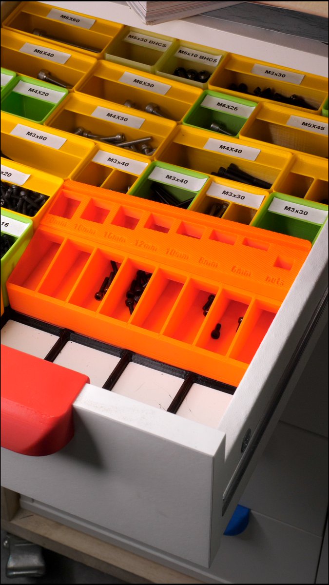 Have you got M3 bolts all mixed up? 🔩 🧰 Want an easy way to sort them? Check out the Amazing Gridfinity M3 Bolt Sorter from LayerLux3D! 🎉 It automatically sorts your M3 bolts and makes it fun! Printed on the Original Prusa MK4. ✨